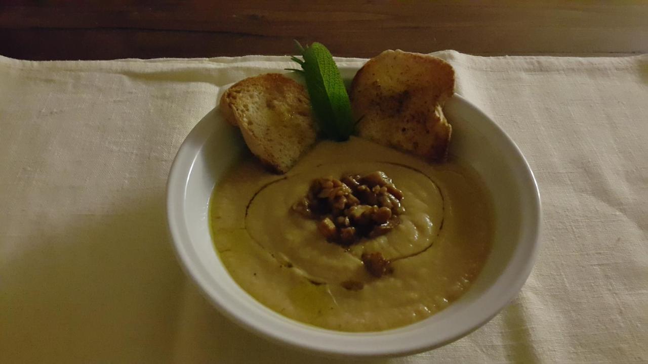 גוביו Agriturismo Countryhouse Le Giare מראה חיצוני תמונה